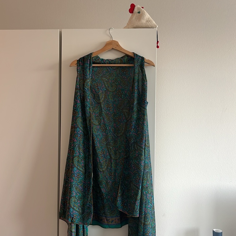 Teal Paisley Sleeveless Drape Vest